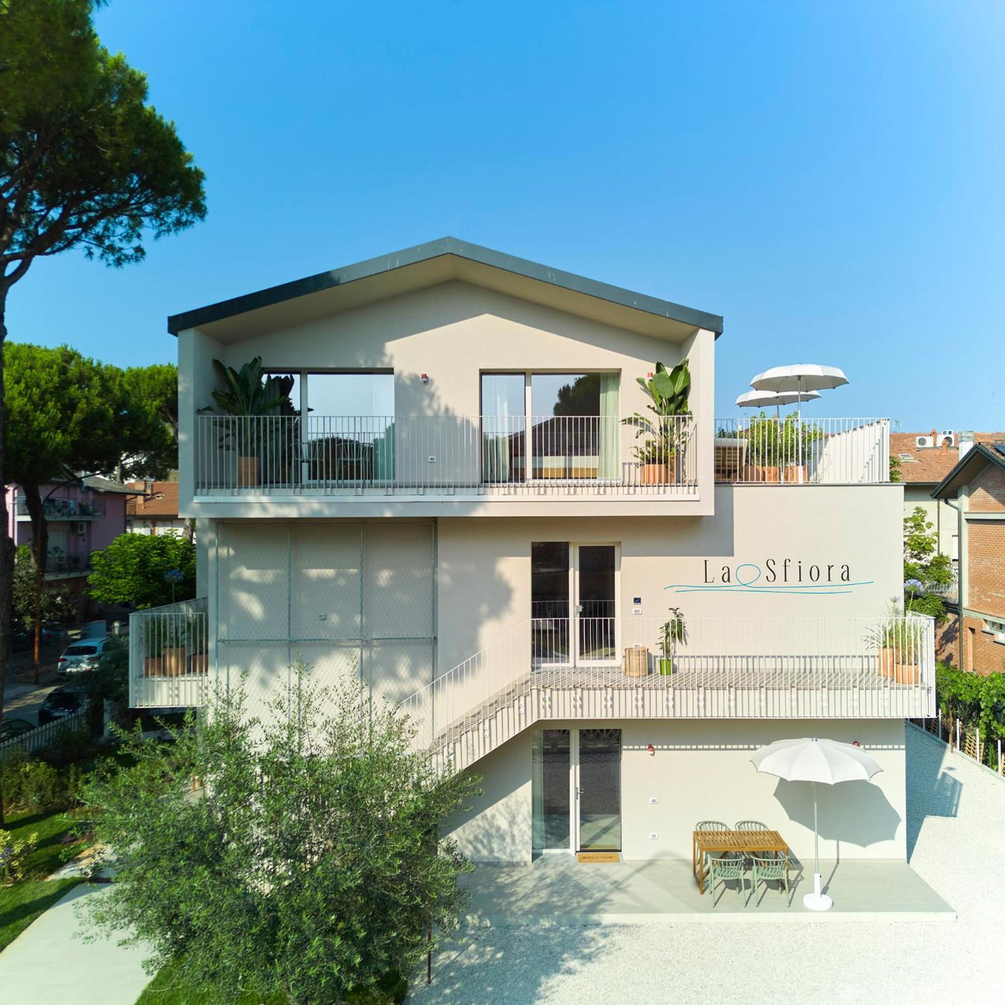 La Sfiora B&B Cervia Luaran gambar